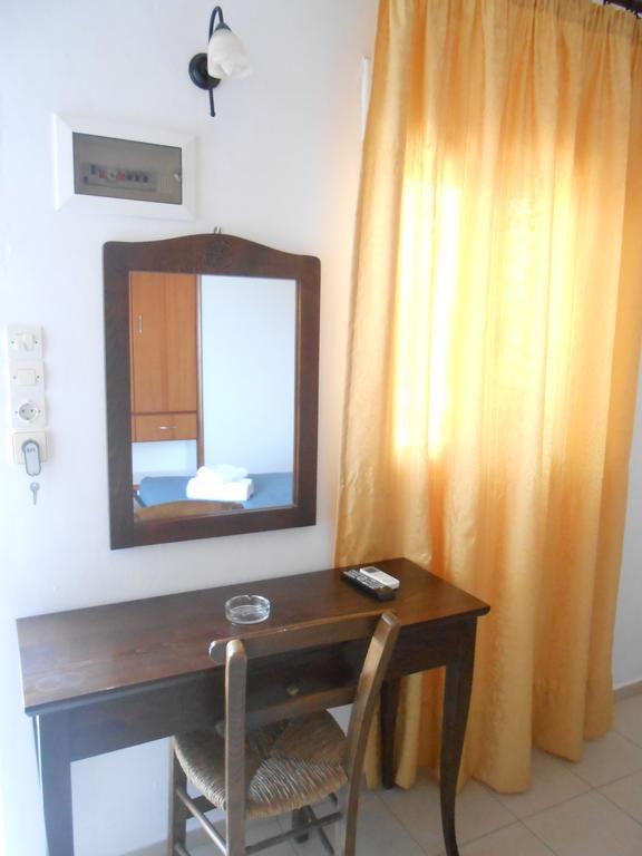 Frosso'S Apartments Kokkini Hani Exterior foto
